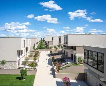 Petram Resort & Residences
