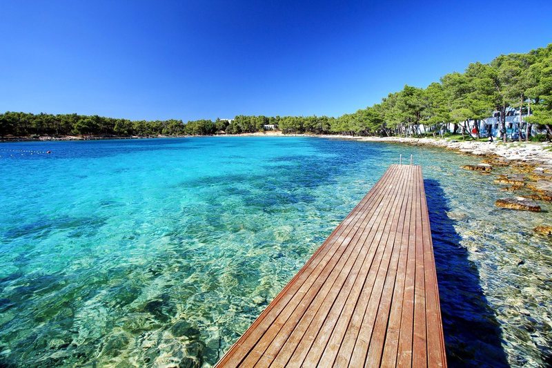 Why book your Croatia holiday with us?